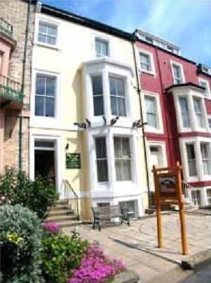 Pinewood House Hotel Whitby Exterior photo